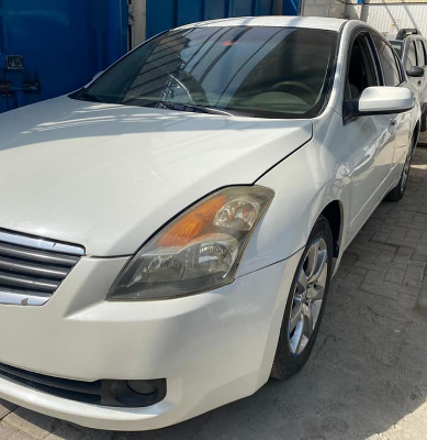 Nissan Altima American 2008 in good condition for