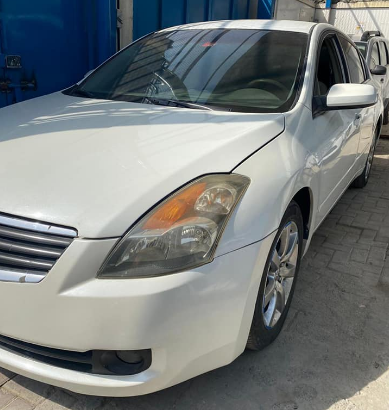 Nissan Altima American 2008 in good condition for