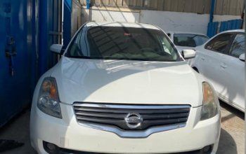 Nissan Altima American 2008 in good condition for