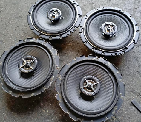 Carrozzeria Pioneer Car Door 6.5″ Inches 4 Speaker