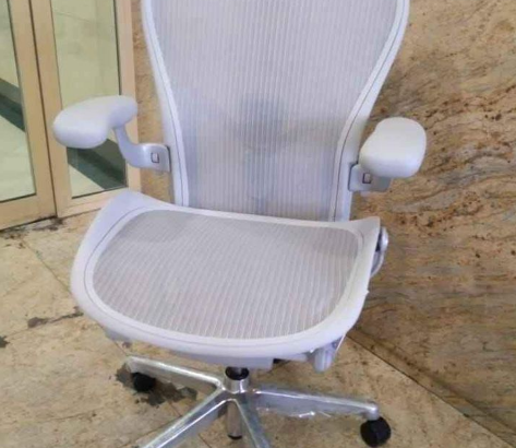 Aeron Remastered chair for sale
