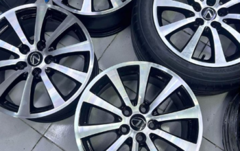 Rims lexus is 17 inch original for sale