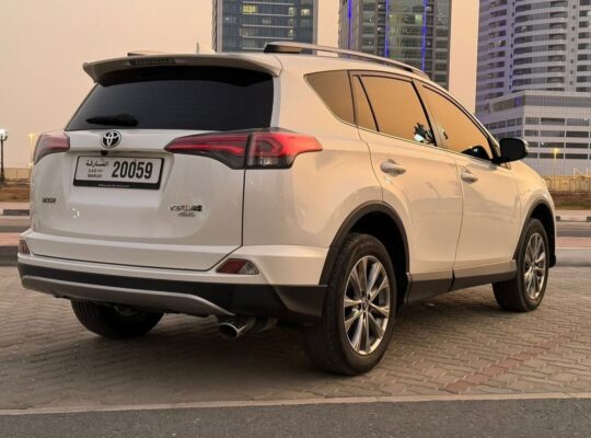 Toyota Rav4 VXR 2018 Gcc for sale