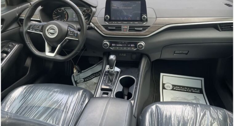 Nissan Altima SL 2020 USA imported in good conditi