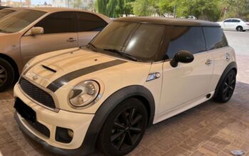 Mini Cooper S coupe 2012 Gcc for sale