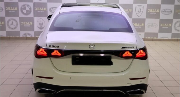 Mercedes E300 full option 2024 Gcc for sale
