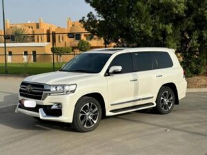 Land cruiser VXR 5.7L 2020 Gcc for sale