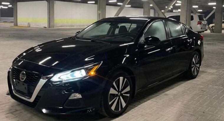 Nissan Altima SV 2021 USA imported