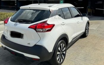 Nissan kicks full option 2018 Gcc for sale