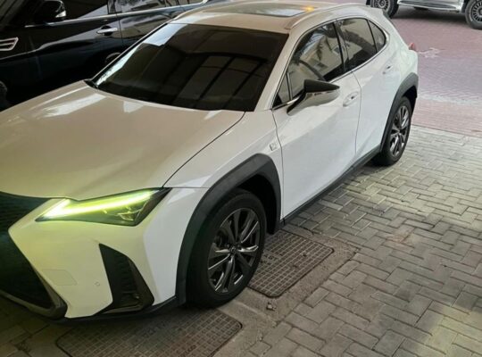 Lexus UX200 2019 Gcc for sale