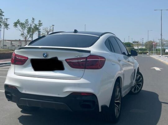 BMW X6 Xdrive 50i Gcc 2015 full option for sale