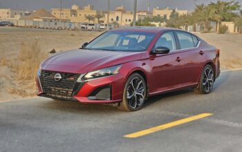 Nissan Altima SR 2023 USA imported for sale