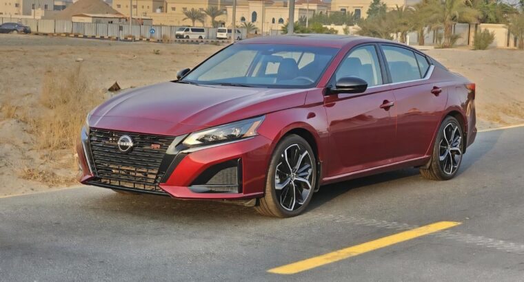 Nissan Altima SR 2023 USA imported for sale