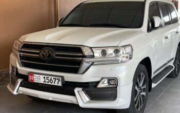 Toyota Land cruiser VXR 5.7L 2019 Gcc for sale