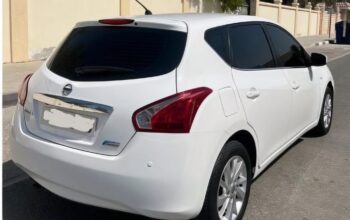 Nissan Tiida 2016 Gcc Hatchback for sale