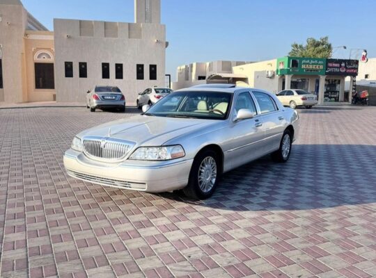 Lincoln Town car signature 2007 USA imported