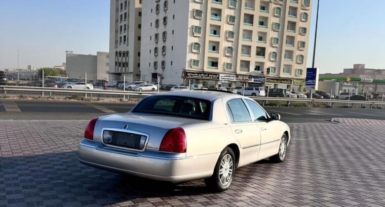 Lincoln Town car signature 2007 USA imported