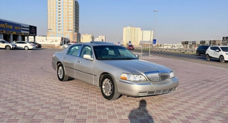 Lincoln Town car signature 2007 USA imported