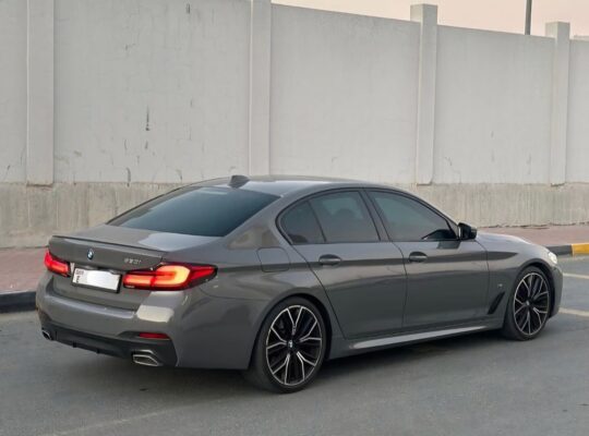 BMW 530 M kit full option 2022 Gcc for sale