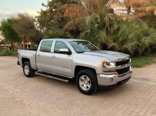 Chevrolet Silverado 2018 Gcc in good condition