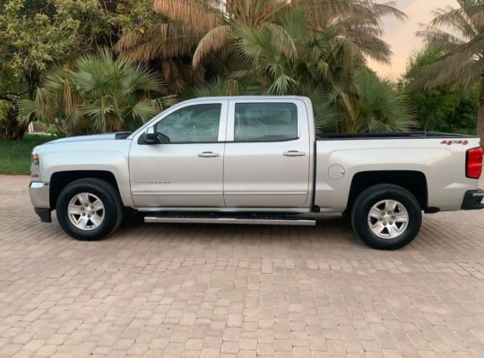 Chevrolet Silverado 2018 Gcc in good condition