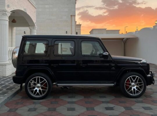 Mercedes G63 full option 2019 Gcc for sale