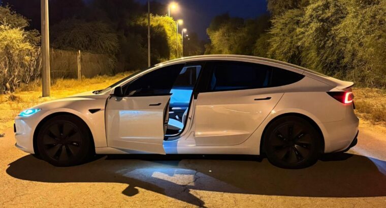 Tesla model 3 long range 2024 Gcc for sale