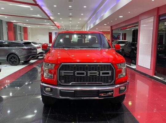 Ford F150 coupe 2017 Gcc in good condition