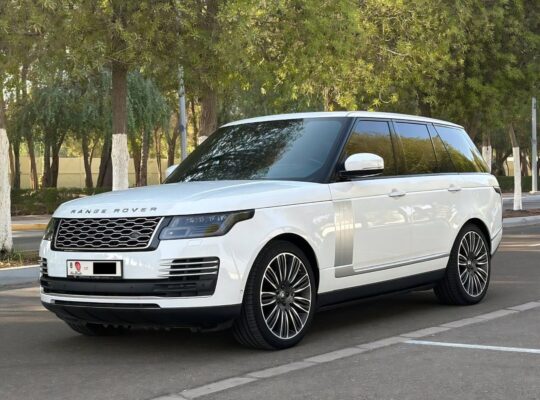 Range Rover vouge Autobiography 2019 Gcc for sale