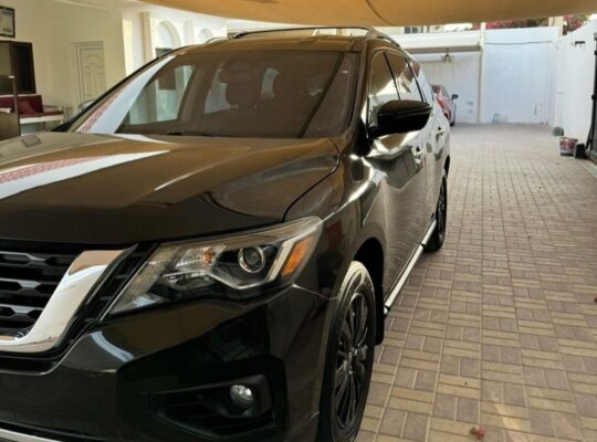 Nissan Pathfinder full option 2017 USA imported