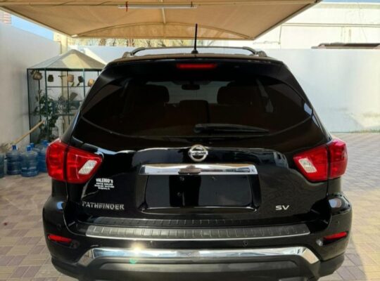 Nissan Pathfinder full option 2017 USA imported