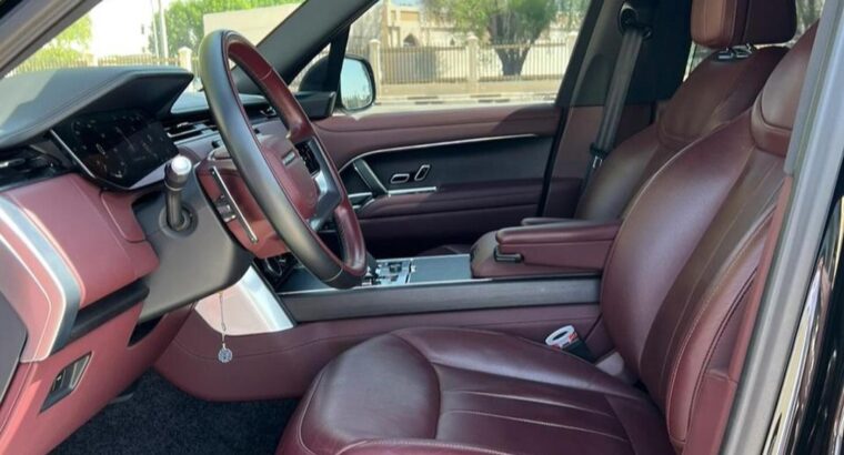 Range Rover vouge SE P530 full option Gcc 2022
