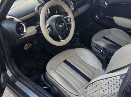 Mini Cooper S 2013 Gcc in good condition