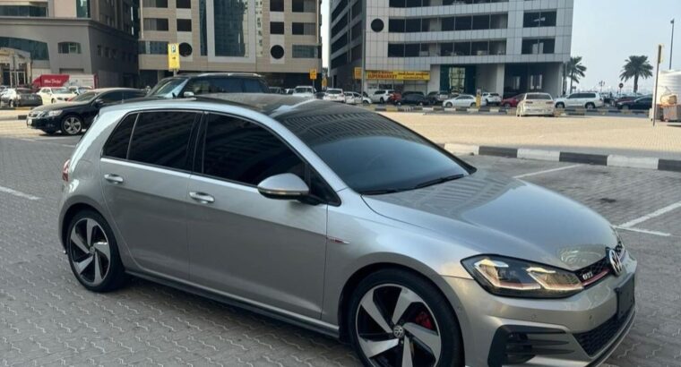 Volkswagen Golf GTI 2018 Gcc for sale