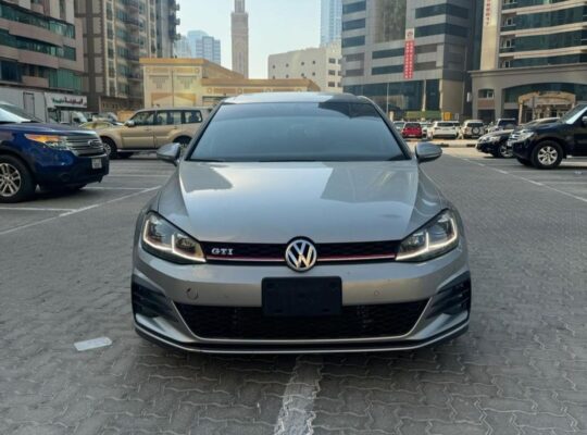 Volkswagen Golf GTI 2018 Gcc for sale