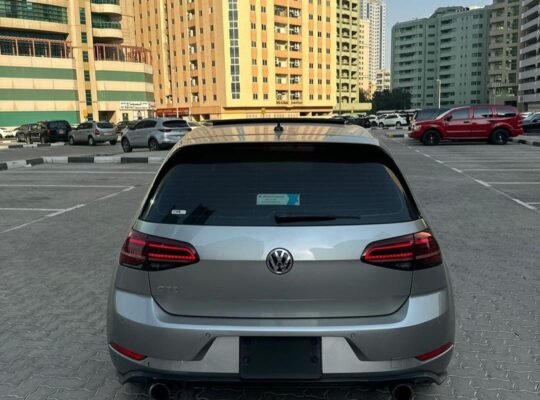 Volkswagen Golf GTI 2018 Gcc for sale