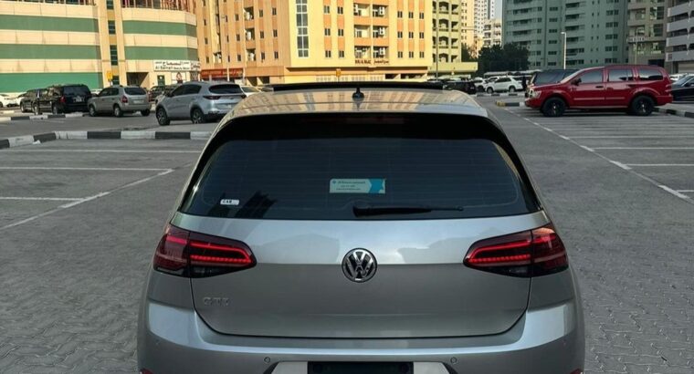 Volkswagen Golf GTI 2018 Gcc for sale