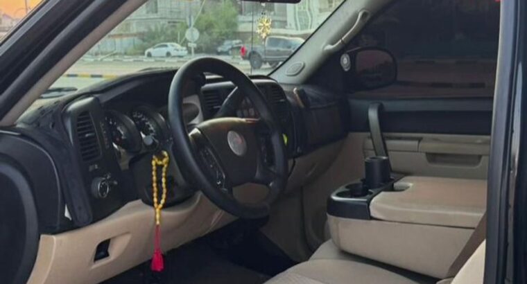 Chevrolet Silverado coupe 2010 Gcc for sale