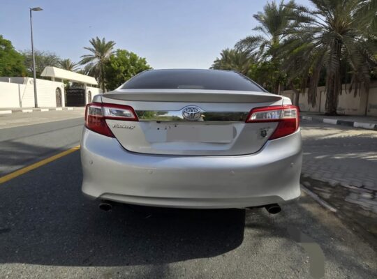 Toyota camry SE 2013 Gcc in good condition