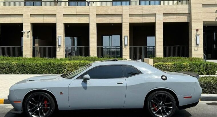 Dodge Challenger R/T Scatback 2022 USA imported