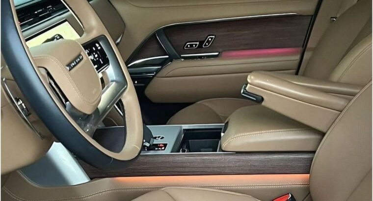 Range Rover vouge 2024 P400 Gcc for sale