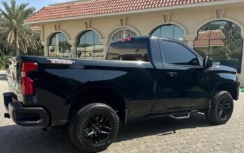 Chevrolet Silverado trail boss 2023 LT Gcc for sal