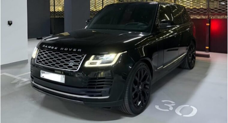 Range Rover vouge 2020 Gcc in perfect condition