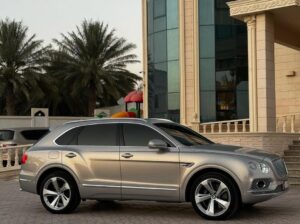 Bentley Bentayga 2017 Gcc full option for sale