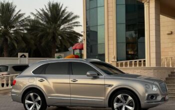 Bentley Bentayga 2017 Gcc full option for sale