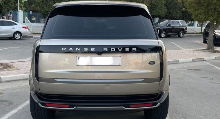Range Rover vouge 2023 Gcc in perfect condition