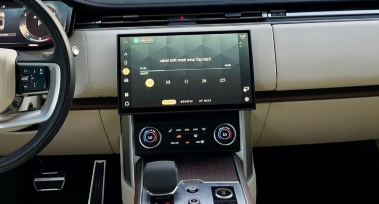 Range Rover vouge 2023 Gcc in perfect condition