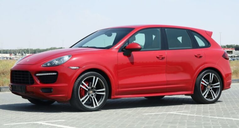 Porsche Cayenne GTS 2014 Gcc in good condition