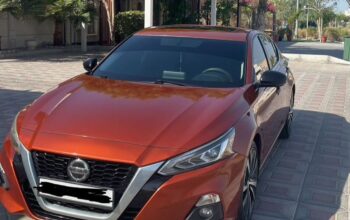 Nissan Altima SR 2019 USA imported for sale