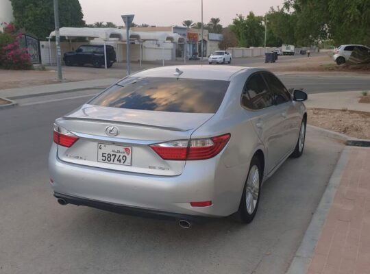 Lexus ES350 full option 2013 USA imported